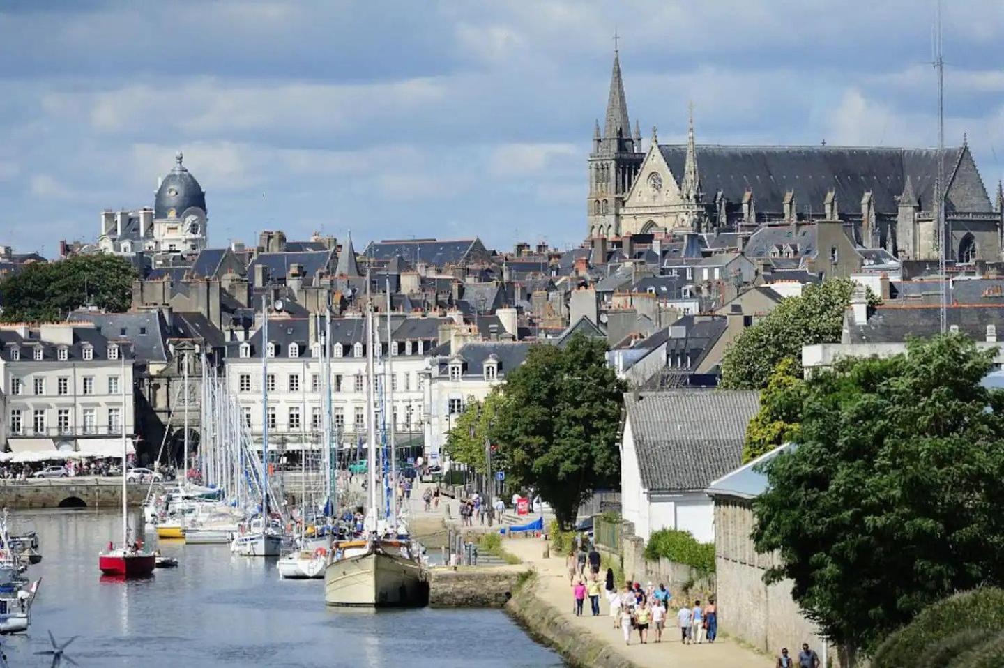 Tassigny - Charmant Appartement/ Terrasse - Port Vannes Esterno foto
